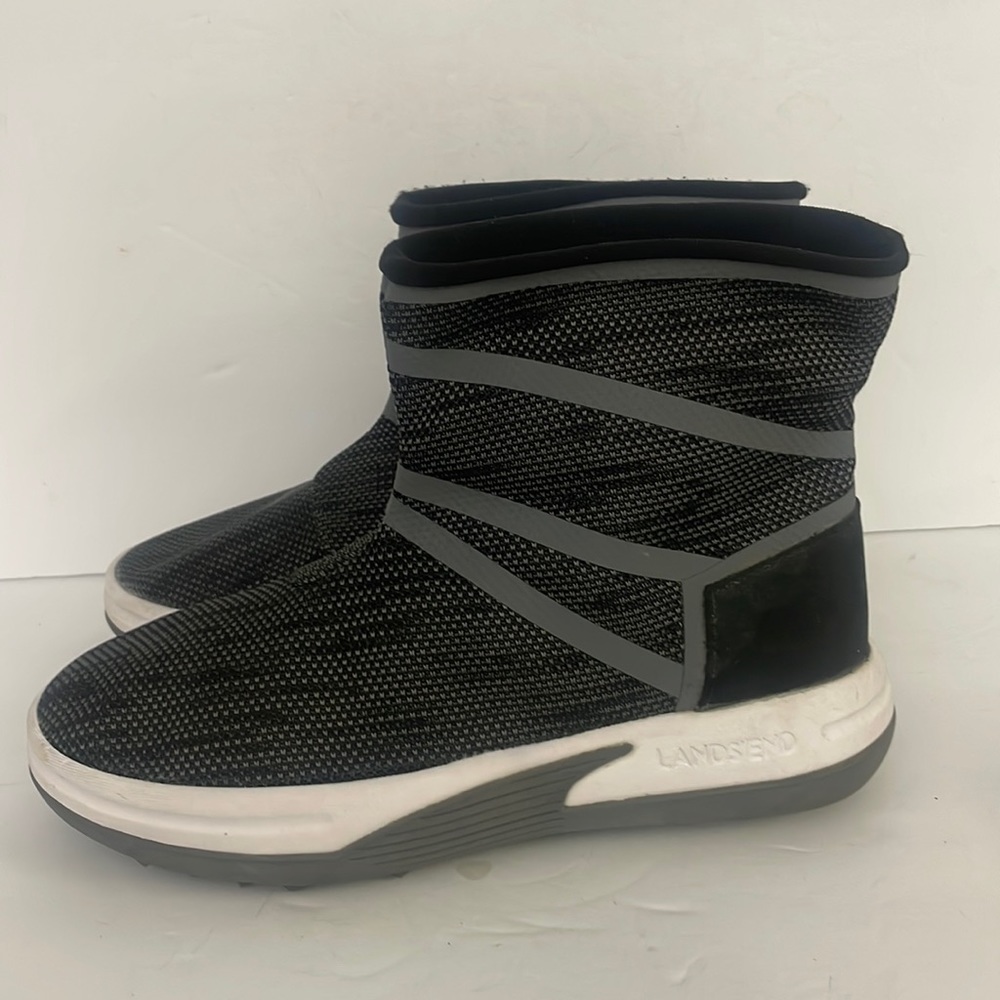 Lands’  End Women’s  Boots  Gray / Black  Size 9B